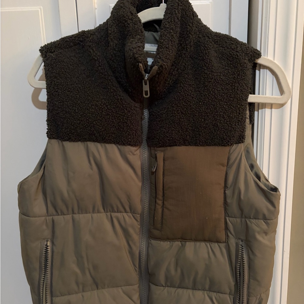 Zara Gray Sherpa Vest